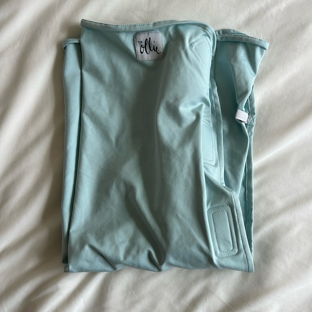 The Ollie Swaddle – Sleep Swaddle for Babies - sky blue - new without tags